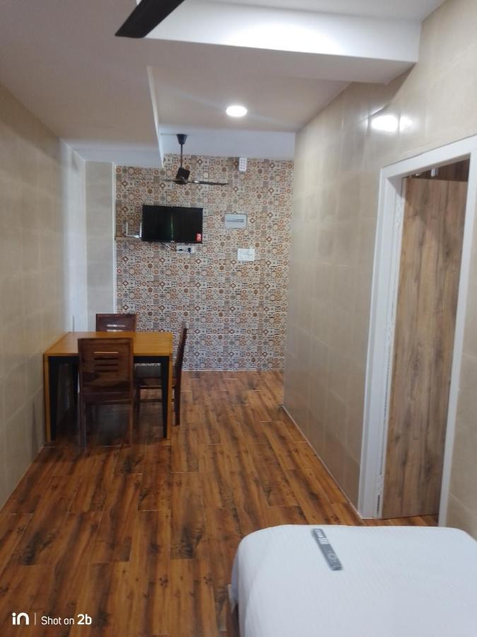 Season 4 Residences - 1Bhk Furnished Apartments Ченай Екстериор снимка