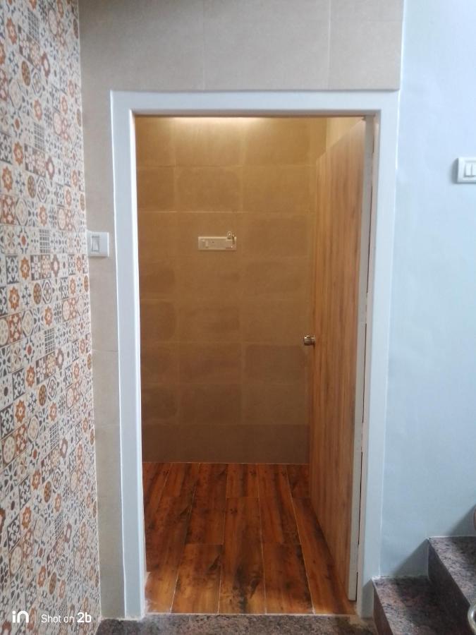 Season 4 Residences - 1Bhk Furnished Apartments Ченай Екстериор снимка